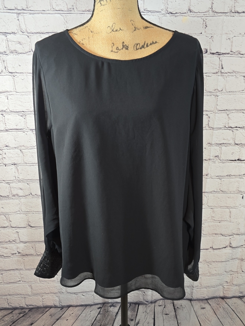 Jennifer Lopez Black Sheer-Sleeve Chiffon Blouse Size l